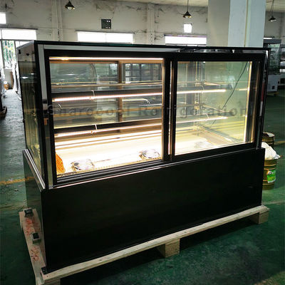 Customized 2-8 degree Cake Freezer Display Dessert Display Chiller With 4 Doors